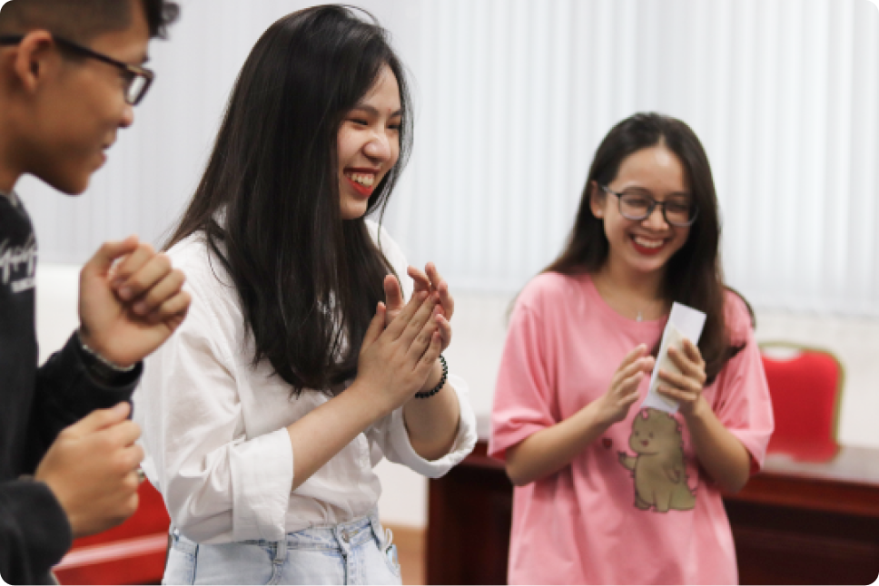 Sức hút của việc mua sắm trực tuyến: Tại sao TikTok lại khiến bạn muốn mua những thứ không cần thiết?